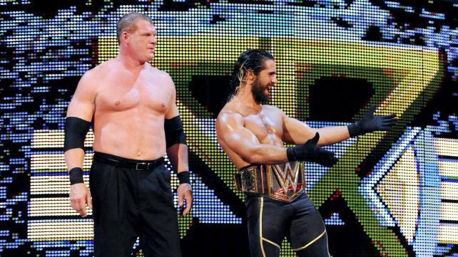 罗曼·雷恩斯 &迪恩·安布罗斯 vs 塞思·罗林斯 &凯恩《WWE RAW 2015.06.30》