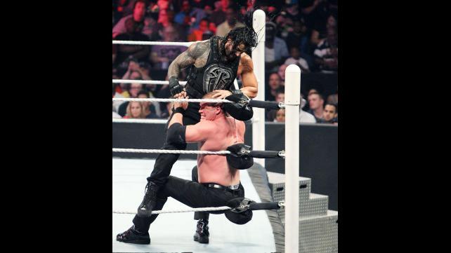 罗曼·雷恩斯 &迪恩·安布罗斯 vs 塞思·罗林斯 &凯恩《WWE RAW 2015.06.30》