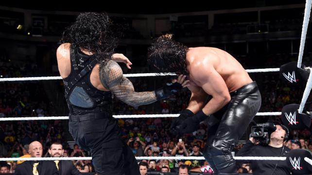 赛思·罗林斯对阵罗曼·雷恩斯《WWE SmackDown 2015.07.03》