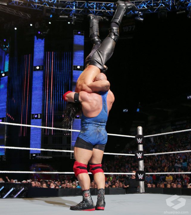 冠军赛:莱贝克对阵罗林斯《WWE SmackDown 2015.07.10》