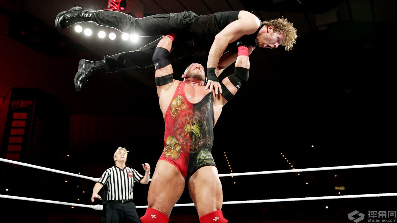 WWE2014年4月份在沙特亚拉伯利亚德现场秀