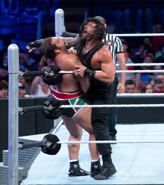 罗曼·雷恩斯对阵鲁瑟夫《WWE SmackDown 2015.08.07》