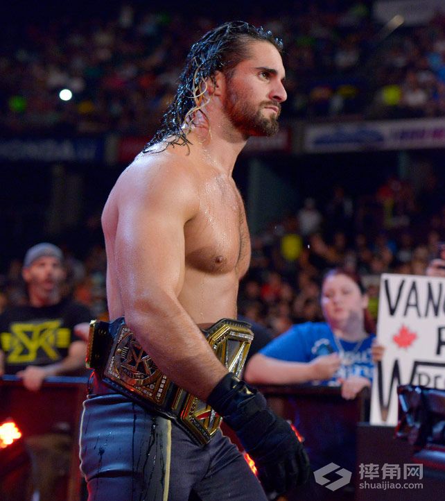 兰迪·奥顿对阵塞斯·罗林斯WWE世界重量级冠军赛《WWE RAW 2015.08.11》