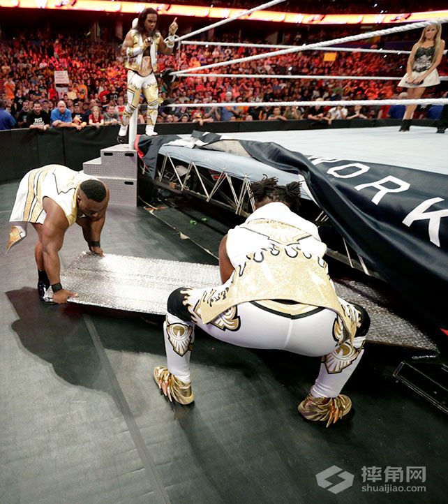达德利男孩对阵新一天《WWE RAW 2015.09.01》