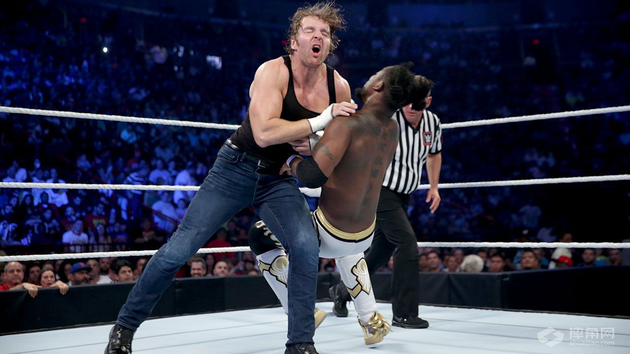 罗曼&迪安对阵新一天《WWE SmackDown 2015.09.03》