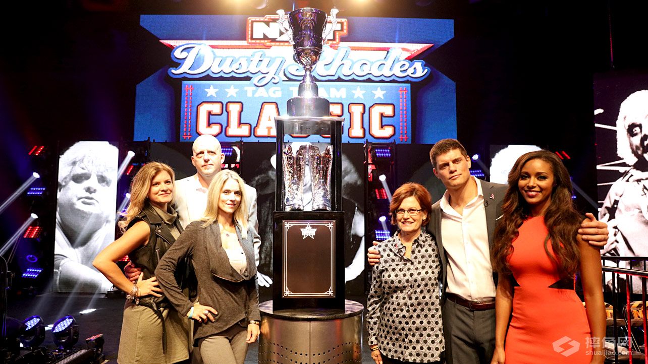 杜斯提·罗兹双打锦标赛纪念奖杯