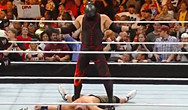 WWE2011摔美奖现场 面具Kane回归摧毁John Cena