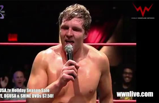 视频：WWE安布罗斯对战TNA奥斯丁·阿里斯