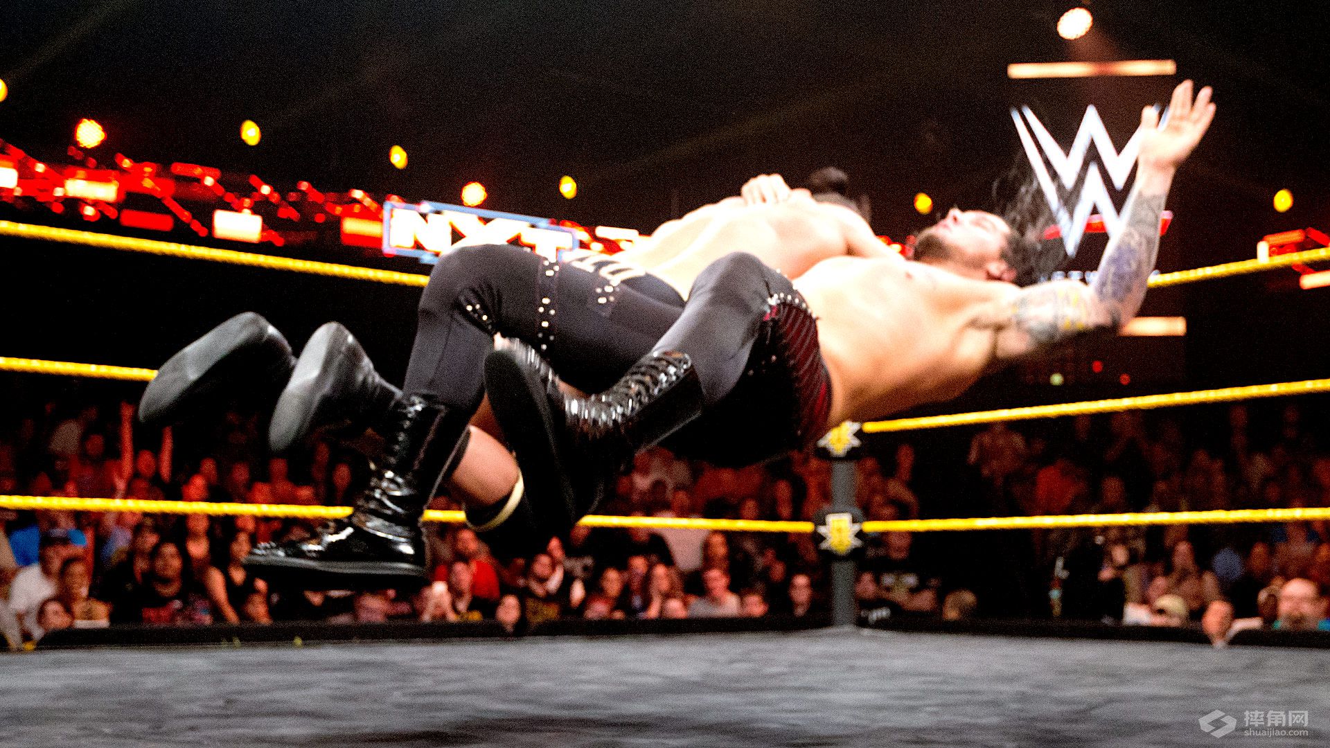 《WWE NXT 2015.12.03》视频组合图集
