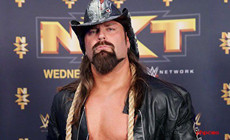 震惊！前世界冠军弃NXT回归TNA？！