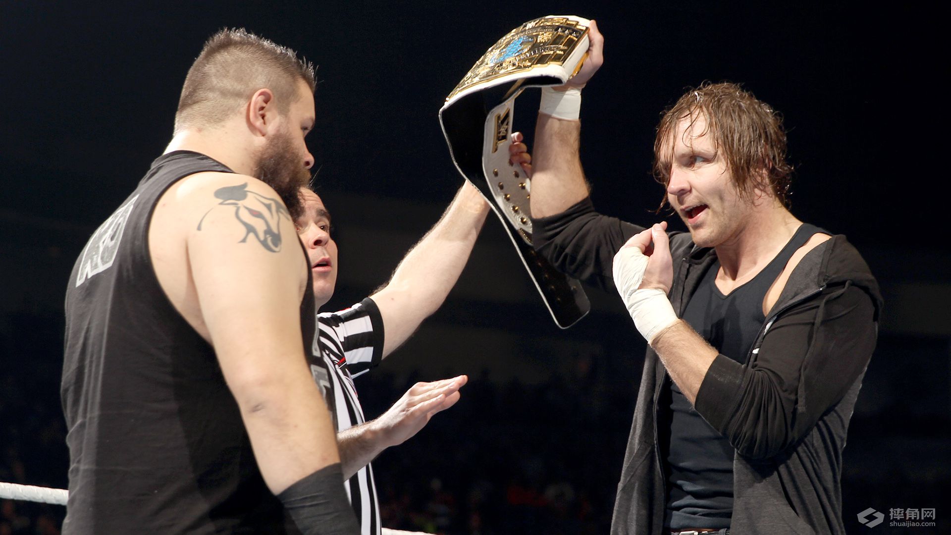 迪安·安布罗斯对阵凯文·欧文斯《WWE SmackDown 2016.01.07》