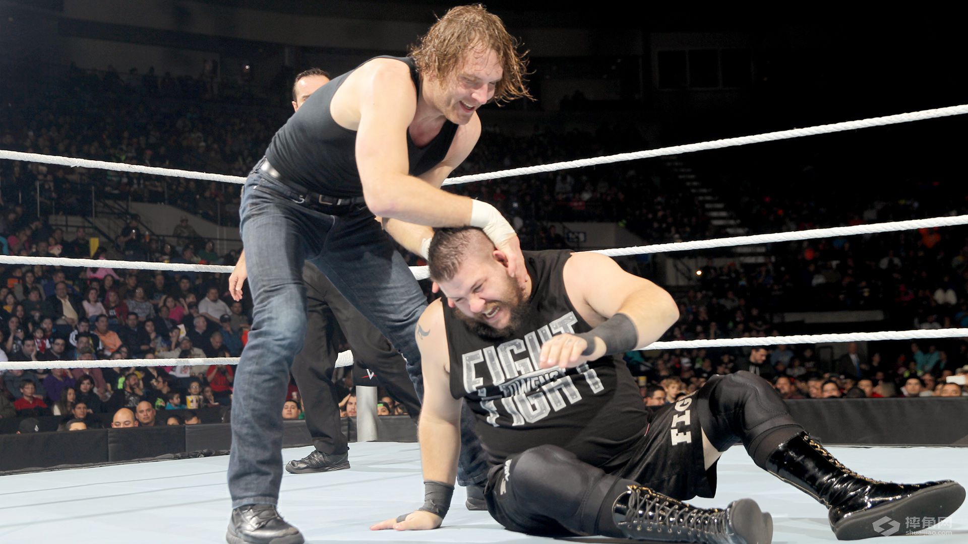 迪安·安布罗斯对阵凯文·欧文斯《WWE SmackDown 2016.01.07》