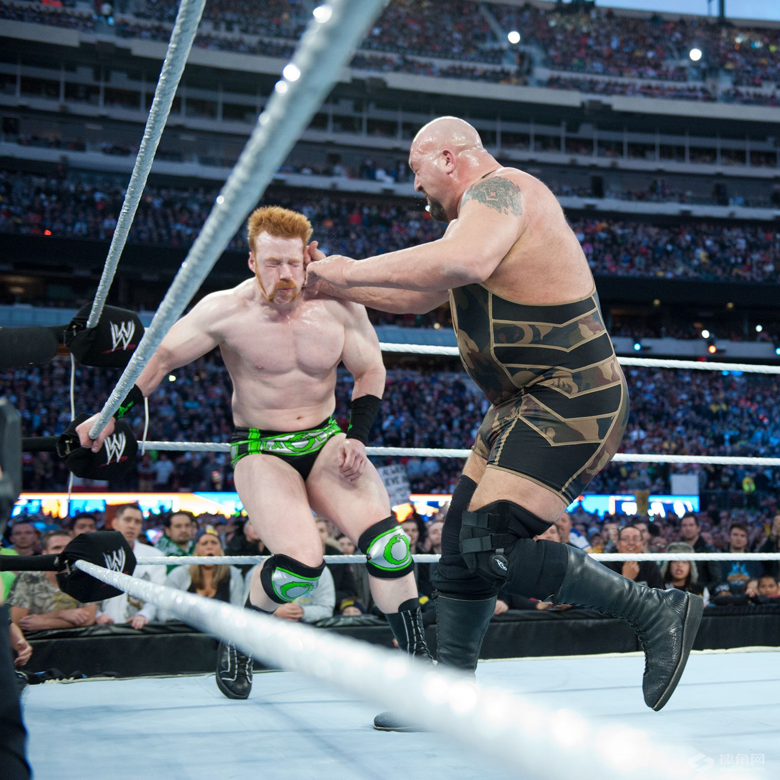 WWE大秀哥最危险的致命重拳