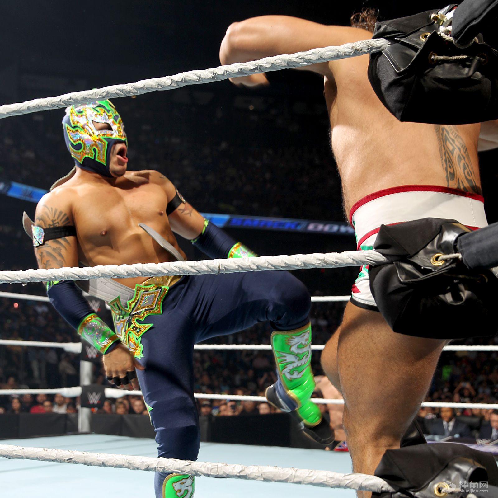 道夫·齐格勒&墨西哥双龙对阵宇宙荒原《WWE SmackDown 2016.02.18》