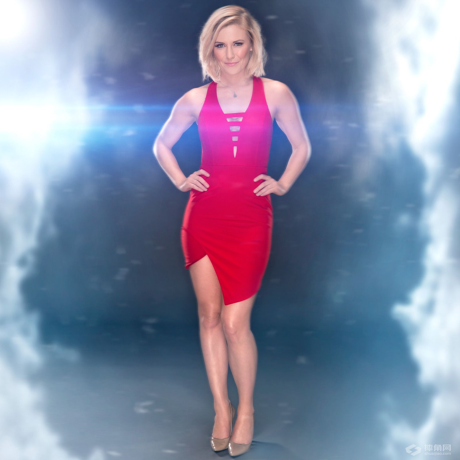 WWE女郎们致敬电影“蝙蝠侠大战超人”