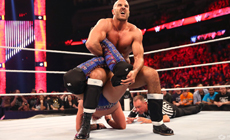 《RAW 2016.04.05》战报：AJ赢得挑战权，NXT新秀开启新时代