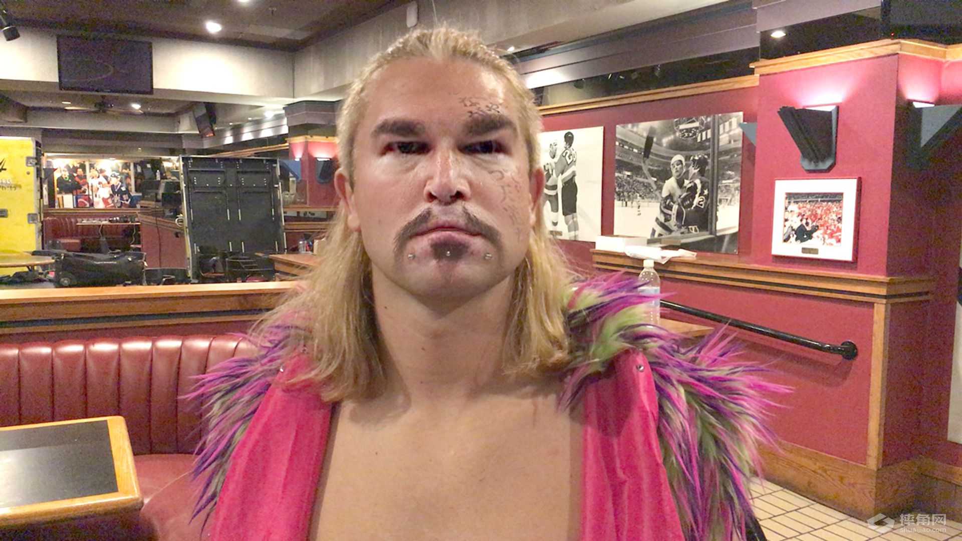 太魔性！当WWE选手裁判都换上天灾的脸！