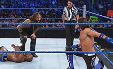 《SmackDown 884期》图文直播：冠军挑战者确定