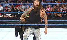 《SmackDown 885期》图文直播：怀亚特袭击DA和道夫