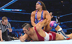 《SmackDown 885期》图文直播：阿尔法组合首秀