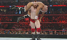 《RAW 1211期》图文直播：大白vs塞萨罗