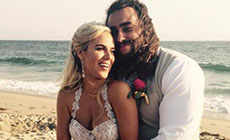 WWE美国冠军鲁瑟夫和妻子拉娜又结了一次婚！