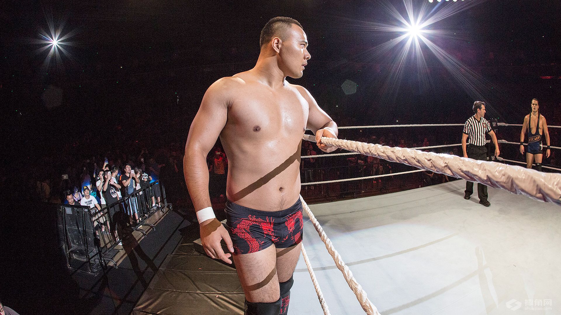 WWE中国上海现场秀，快来找找你在哪！