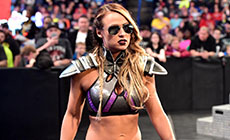 RAW女选手艾玛或将转回到SmackDown节目