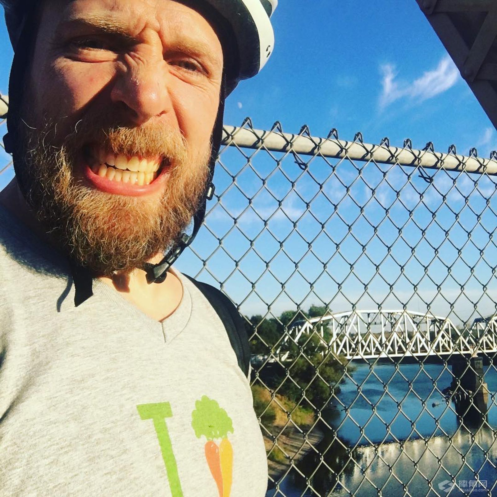 Instagram最佳照片，布里幸福晒孕肚照！