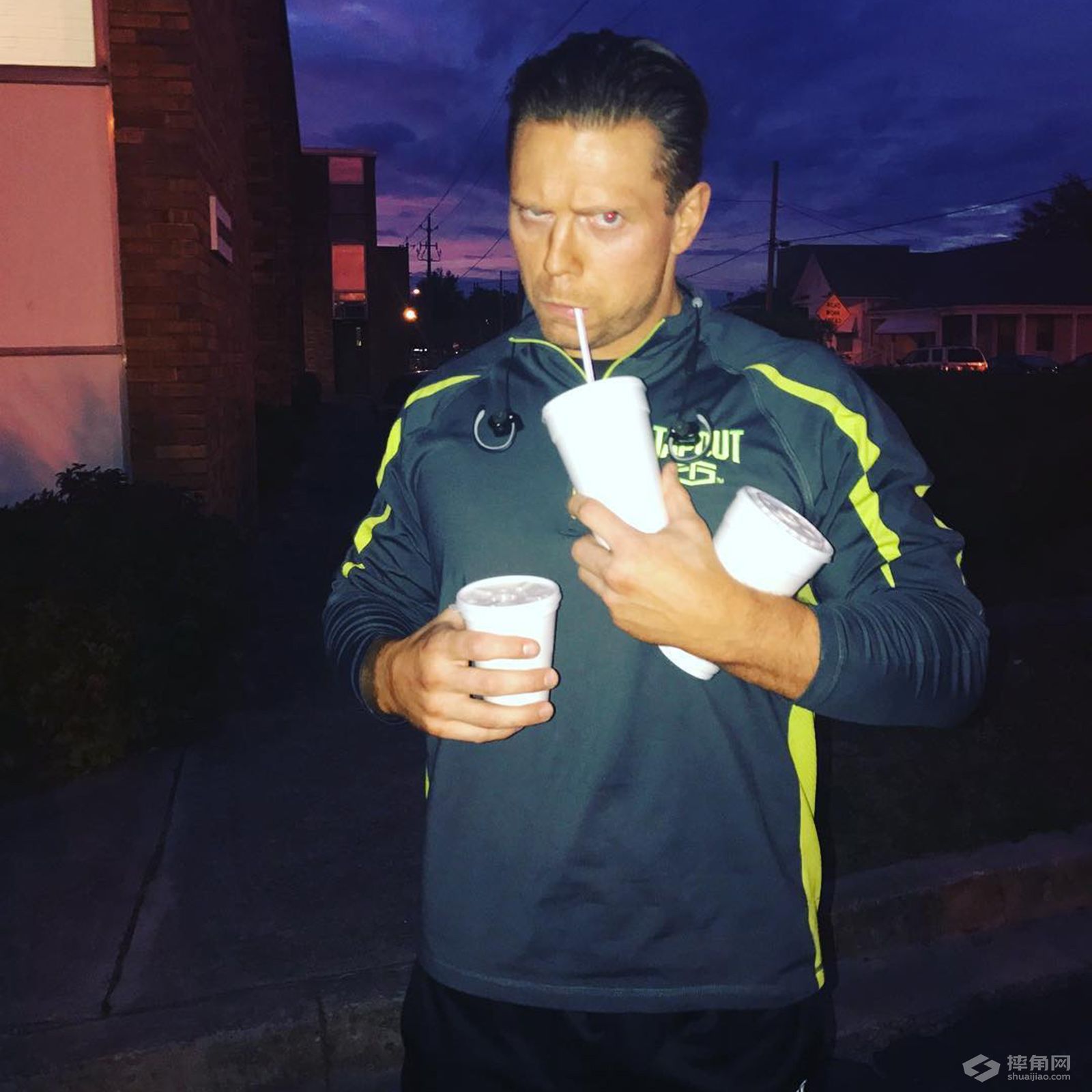 Instagram最佳照片，Y2J你赢了！