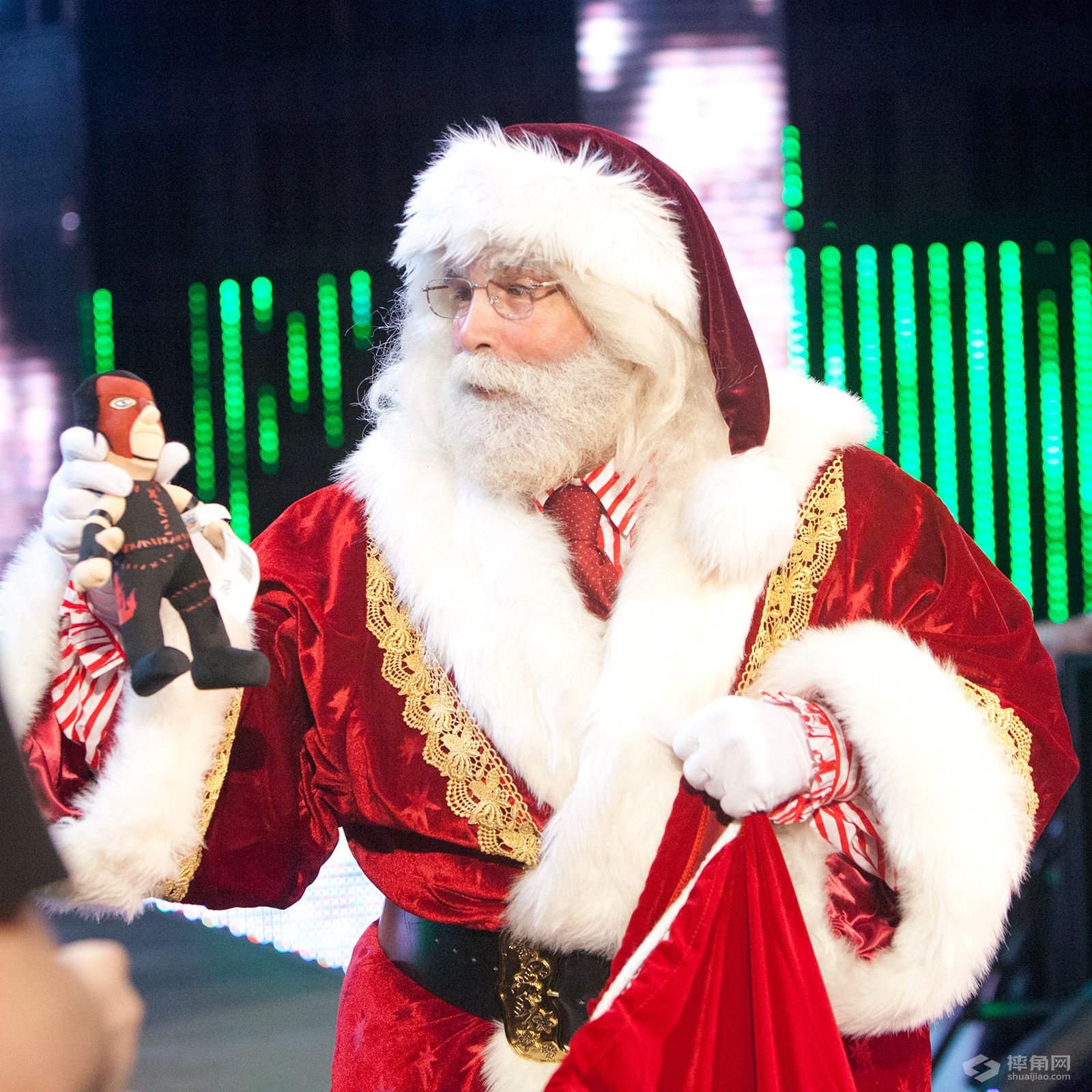WWE明星版圣诞老人集锦！