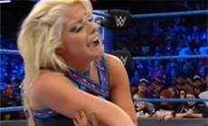 WWE SmackDown男女双星伤情更新，虚惊一场！