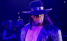 《RAW 2017.01.10》战报： 送葬者来到Raw意欲何为？双打冠军再起风坡