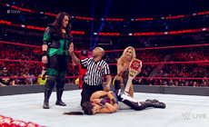 《RAW 2017.01.10》战报： 女子组强者之间的恩怨加剧 奥尼尔试图加入新一天