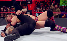 《RAW 2017.01.10》战报： 雷恩斯能否守住全美冠军？