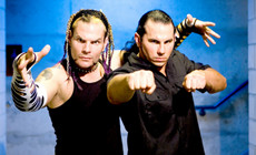 哈迪兄弟尚未续约TNA，能否回归WWE？