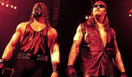 哪一组才是您心目中WWE史上最强悍的双打组合？