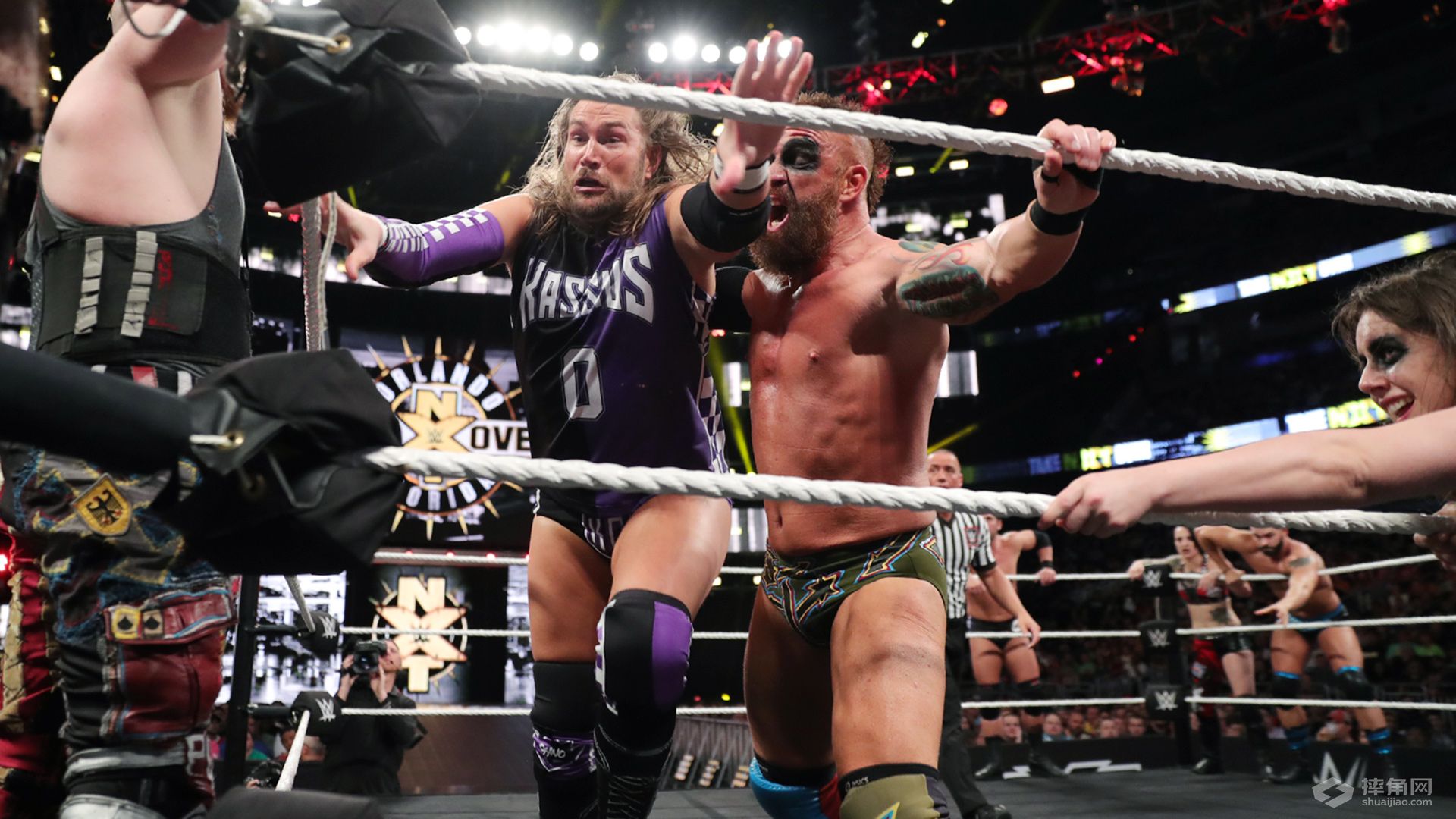硬派之王能否撼动博比·鲁德的冠军统治，第三次夺得NXT冠军？《WWE NXT TakeOver：Orlando》