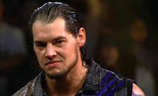 WWE孤狼巴伦·科尔宾一周禁赛期结束！