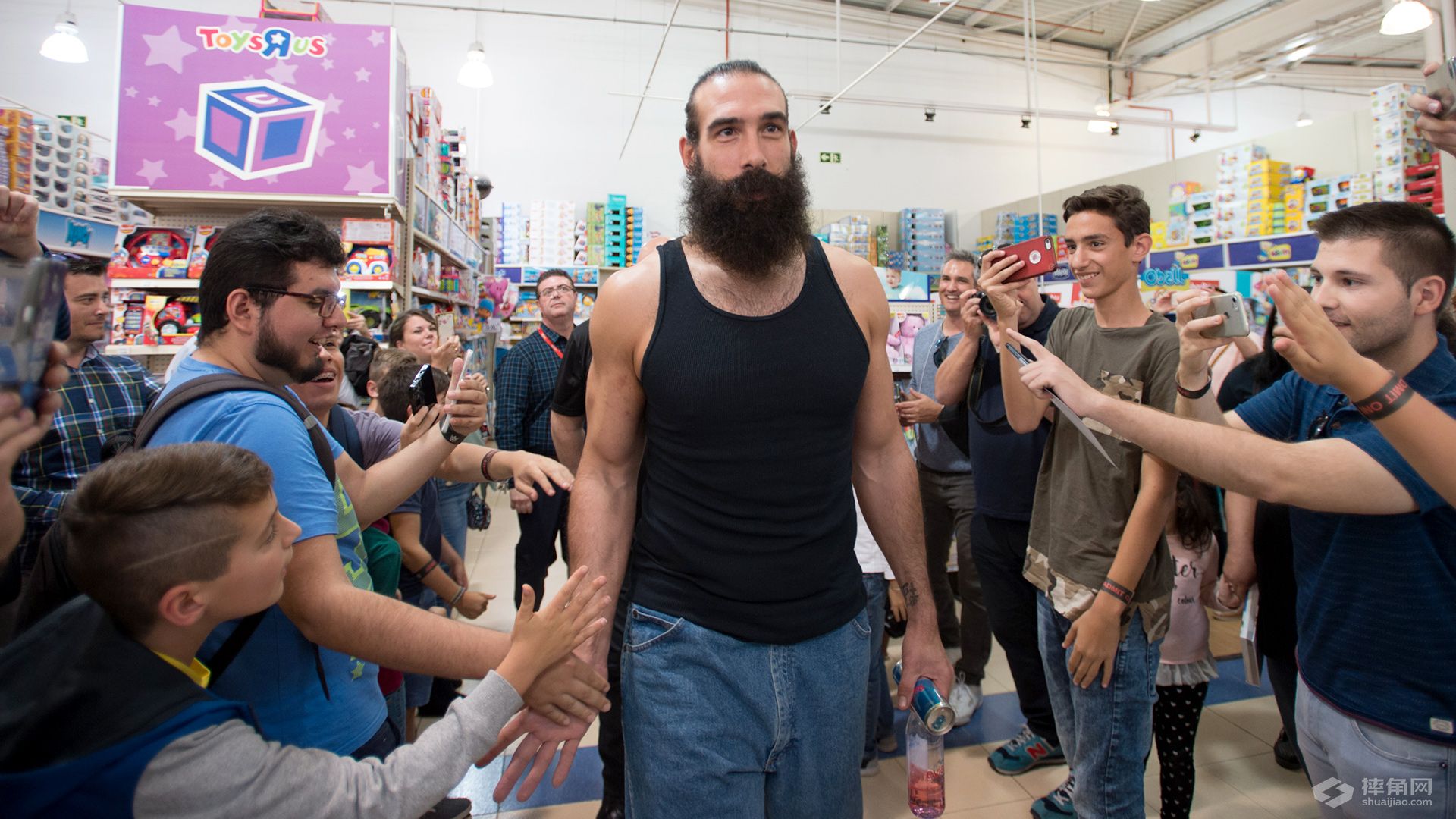 卡梅拉、小詹皇、萨米同游西班牙！