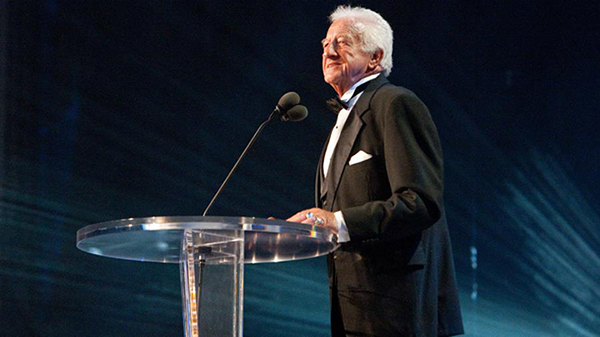 鲍勃·优克(Bob Uecker)