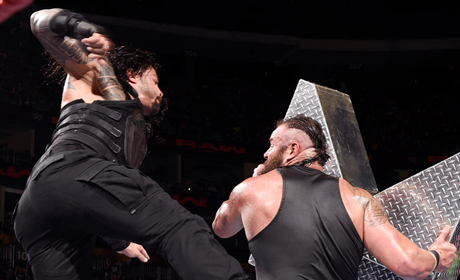 《RAW 2017.08.01》图集：猛兽放狠话，若输掉比赛即离开WWE！三巨头互争老大！