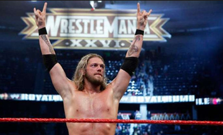“限制级巨星”艾吉曝自己曾差点“背叛”WWE？