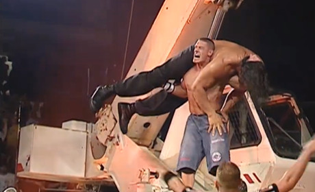 WWE十大巨人杀手：塞萨罗抛摔大秀哥，塞纳AA印度巨人！