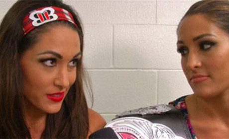 明年贝拉姐妹将双双回归WWE！