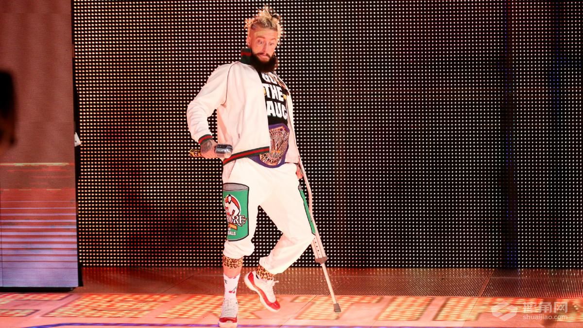 新任轻量级冠军恩佐阿莫雷的反击！《WWE 205 Live 2017.09.27》