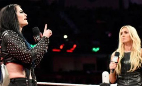 WWE佩奇即将回归？叫嚣和“女王”夏洛特来一场重赛！