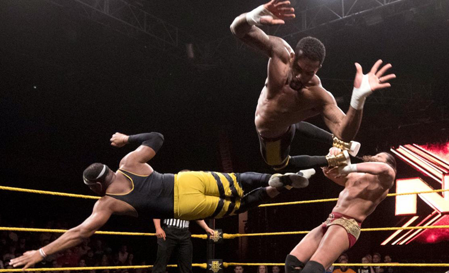是谁偷袭了NXT冠军？《WWE NXT 2017.11.16》