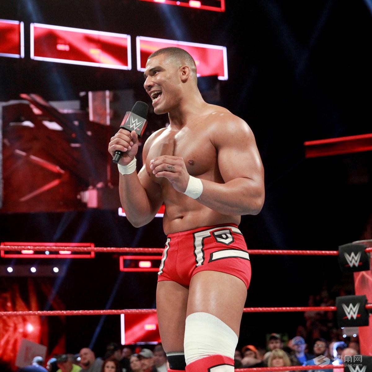 杰森·乔丹对阵红色杀人机器!《WWE RAW 2017.11.28》 杰森·乔丹对阵红色杀人机器!《WWE RAW 2017.11.28》