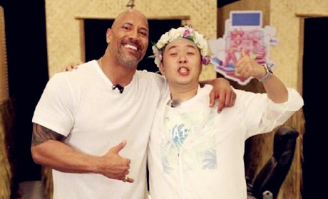 WWE巨石强森应邀参加《快乐大本营》节目录制！